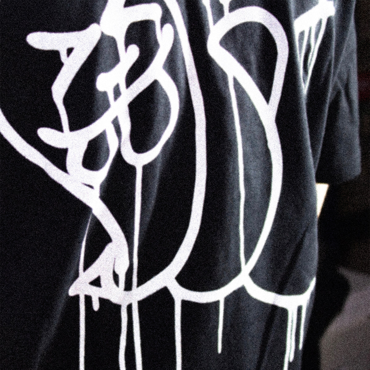 Oker ‘Throw up' tees 3M